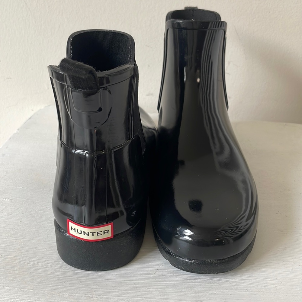 HUNTER REFINED GLOSS RAIN BOOTS BLACK ANKLE BOOTS